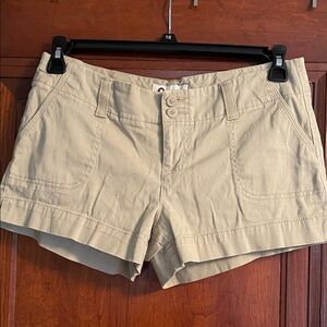 SO Women's Tan Cargo Shorts